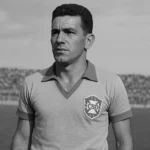 Você sabe Quem foi Ademir de Menezes? Amplamente reconhecido como um dos mais destacados jogadores de futebol do Brasil, nasceu em 14 de novembro de 1922, em Cascavel, no estado do Paraná.