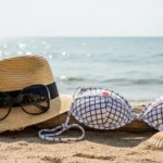 Quem foi Brigitte Bardot, um nome que ecoa glamour. De fato, ela personificou a liberdade e a transformação cultural do século XX. Assim, muitas pessoas ainda se perguntam: quem foi Brigitte Bardot realmente? Sua trajetória, aliás, abrange o cinema, a moda e o ativismo. Portanto, vamos explorar a vida dessa figura icônica.